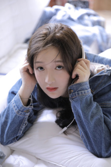 女超人啄木鸟